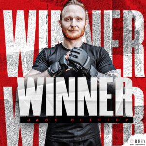 Oliver Claffey Instagram - WINNER! @mrgentlemanjack got a split decision victory in his @cagewarriors debut! #RubySE