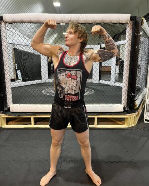 Oliver Claffey Instagram - Pyscho Killer

2 weeks out.

@cagewarriors UNPLUGGED
15th March
Stream @ufcfightpass 

.

.

.

#mmatraining #mma #manchestermma #fightingfitmanchester #manchestergym #martialarts #martialartstraining #mmagym #mmamanchester #manchesterfitness #manchester #mcr