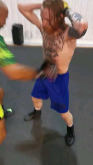 Oliver Claffey Instagram - "Everybody has a plan until they get punched in the stomach." ~ not exactly what Mike Tyson said.

Conditioning the soon to be bantamweight body for December 17th.

For tickets to the event, link in bio. 🏴‍☠️