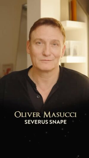 Oliver Masucci Instagram - Ab Heute wird gezaubert im @hptheaterde in Hamburg. #severussnape