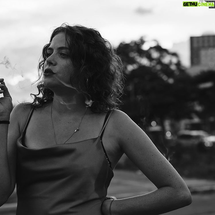 Olivia Luccardi - 748 Likes - Out of Office.
📷: @stephaniedianiphoto