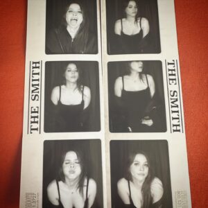 Olivia Luccardi Instagram - Solo Photobooth