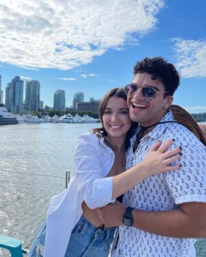 Olivia Steele-Falconer Instagram - Happy New Year everyone🥳 wishing you all laughter, love, health and happiness🥰