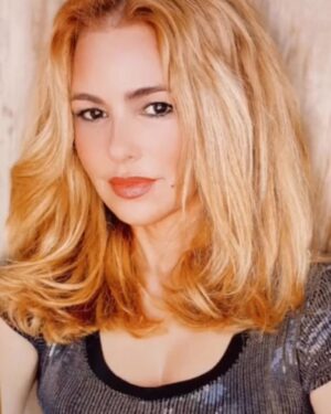 Olivia d'Abo Instagram - Happy Monday friends ! Wishing you all a beautiful , prosperous ,happy week ahead ,as we embark upon August for more playful fun in the sun 🌞🤩 🌞…. Sharing a new headshot I took a few weeks ago with the wildly talented @sagekirkpatrick . Absolutely loved working with her ! Sending love and light to you all .🇬🇧❣️🇬🇧