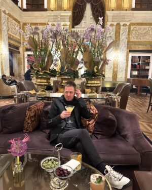 Olivier Primeau Instagram - Sans retouche et en Europe 🙃