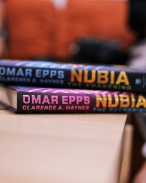 Omar Epps Instagram - The saga continues… 👁️👁️These stories are potent, influential, and most of all necessary! Join the movement, and get your copies everywhere books are sold! 🙌🏾🙌🏾
#NubiaTheAwakening🔥🔥🔥
#NubiaTheReckoning🔥🔥🔥