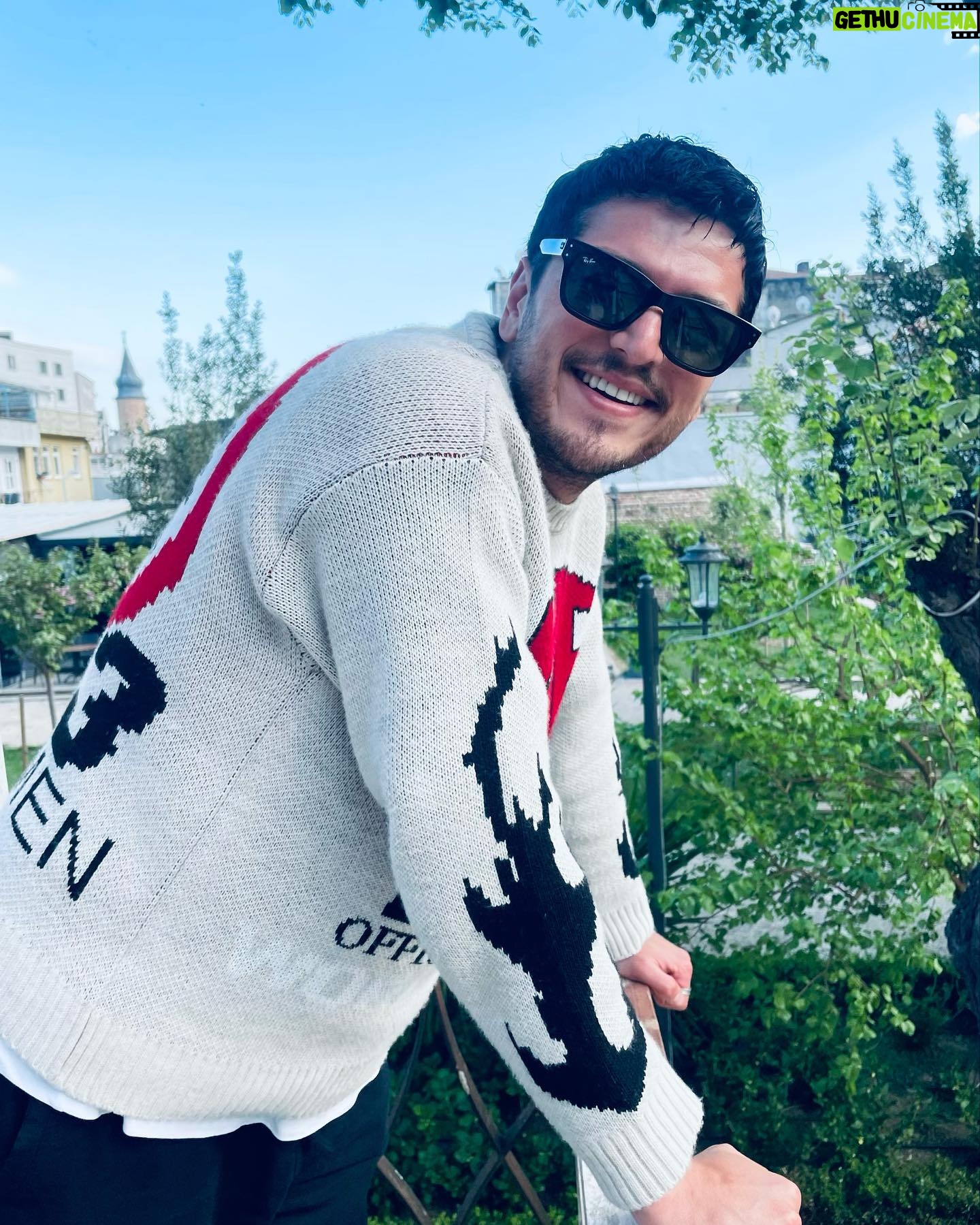 Ömer Faruk Aran - 70.3K Likes - 🤖