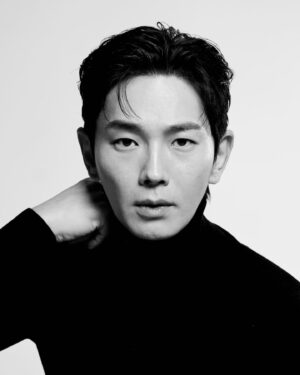 On Ju-wan Instagram - New profile.

color or monochrome??

Thx @jdzcity