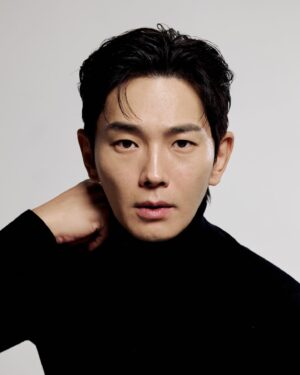 On Ju-wan Instagram - New profile.

color or monochrome??

Thx @jdzcity