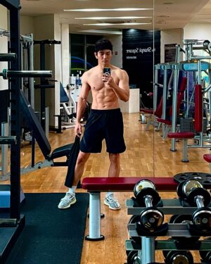 On Ju-wan Instagram - 요즘 일상 사진을 올리고 싶은데 
온통 운동 사진밖에 없네 🔥
운동밖에 하는게 없으니…ㅎ

모레부터 열흘간 비소식 있으니 
비 피해 없게~ 조심🙏