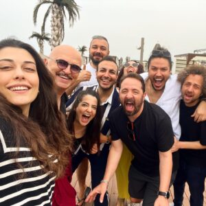 Önder Açıkbaş Instagram - İyi bayramlar @edanurhanci @yasinncam @semaozkan__  @kocabiyikhasan @yavuzseckin @engindemircioglu @edanurhanci 😊 @begumctaskin