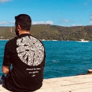 Onur Akbay Instagram - Küçük bir huzur meselesi 🤫🤫