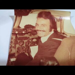 Onur Atilla Instagram - Dedem bize veda etti. Duruşuyla, üslubuyla, kararlılığıyla, hastalığına kadar kendi kendine yetebilmesiyle, muzipliğiyle, insanlığıyla beni ben yapanlardan sevgili dedem... acıların dindiği için huzurlu, daha çok zaman geçiremediğimiz için buruğum. Seni seviyorum... Sana teşekkür ediyorum... Hoşça kal.

Ali Nurhan Çelik 
20 Mart 1937- 5 Kasım 2023