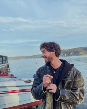 Onur Bay Instagram - Son fotoğraf kardeşimin yakışıklılığına gelsin. 📸@yigitmercann