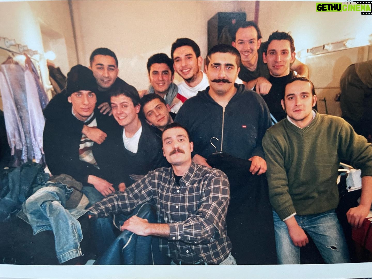 Onur Buldu - 12.2K Likes - okuldayken mis gibi kokan! kulisimiz :))