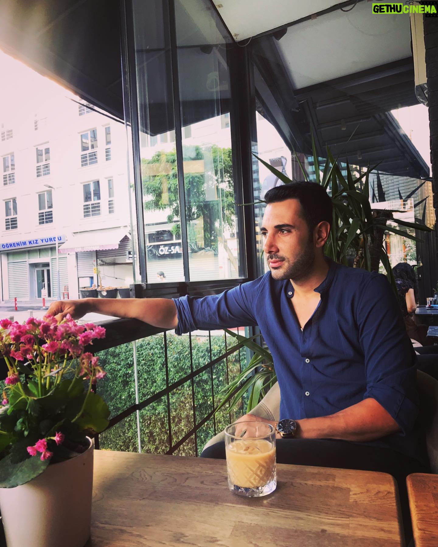 Onur Sermik - 2K Likes - 🥃