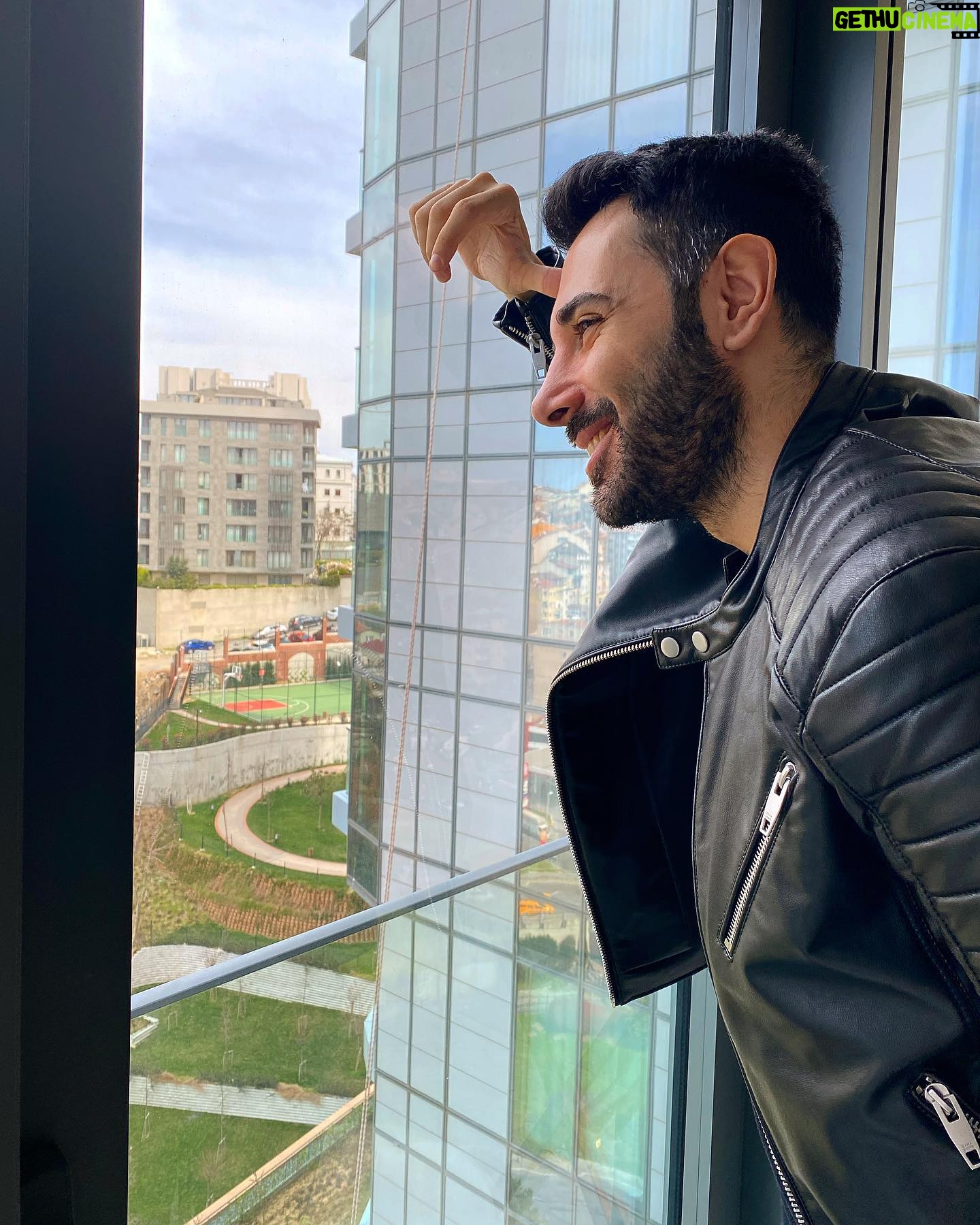 Onur Sermik - 11.5K Likes - 😂/😩