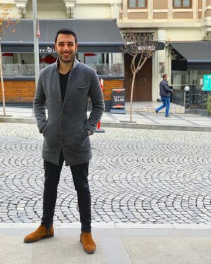 Onur Sermik Instagram - Bir dur çekeceğim dedi  @sisman1adam