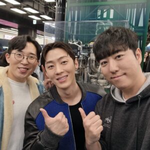Orbit Instagram - 더현대 팝업 1일차
정말 많은 분들께서 찾아주셔서
힘든 줄도 모르고 10시간 가까이
깜짝 알바로 함께 참여했습니다 :)

특히 바쁘신 중에 잊지않고 와주신
민아 아나운서님, 수민 아나운서님,
러블리즈 지수님, 민지 인플루언서님,
김풍 작가님, 잇섭 유튜버님, 그레이님
초호화 게스트분들 항상 사랑합니다 :)