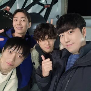Orbit Instagram - 전지적 참견 시점
감사하게도 과학 이야기가 가득했던
꽤 바빴지만 즐거운 촬영이었습니다

긴 VCR 촬영과 스튜디오 촬영까지 
오랜시간 고생하셨던 제작진분들과
우주를 보여주신 화천조경철천문대

바쁜 일정 중에도 나와주신 김풍형님
오랫동안 함께한 뇌과학자 우리 영조
멋진 과학실험 크리에이터 코코보라
늘 다정한 애굽민수 곽민수 소장님과
든든한 친구 서울스트리밍스테이션과
믿음직한 우리 모어사이언스 동료들

먼 길 함께해준 그레이, 쿠기, 원재도
정말 고맙고 즐거웠고 행복했습니다

보내주신 많은 사랑에 깊이 감사하며
돌려드릴 수 있도록 더 열심히 할게요

I was able to talk a lot about science by appearing on a famous public TV entertainment show in Korea. It was truly an honor for me. I will try harder in the future :)