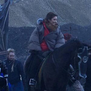 Orla Brady Instagram - rehearsing battle scene...wrapped in layers & so cold I could barely tell there was a horse beneath me #intothebadlands