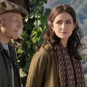 Orla Brady Instagram - This look says…whoops no spoilers. Episode 1 is out today so come join us on this new journey 🖖🏻🖖🏿🖖 @StarTrek @startrekonplus @PrimeVideoUK #StarTrekPicard
