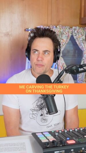 Orny Adams Instagram - Every Thanksgiving this routine. #carving #carvingturkey #thanksgiving #stains #oilstain