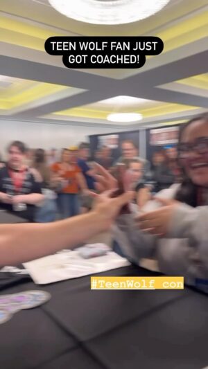 Orny Adams Instagram - Having fun at Teen Wolf con in GA. Next stop @epiccons in Chicago in March 2024. See me do stand up and join team #FOBI