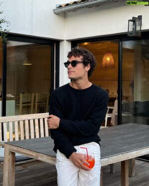 Oscar Anton Instagram - if I had to keep two things from Milan : 1. my love for spritz 2. this little piano piece I wrote when I came back. it’s out now everywhere ♡ 
hope you’ll love it as much as I do xx