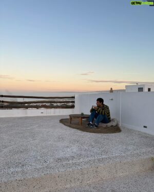 Oscar Anton Instagram - morocco, 12th and last trip of the year. the postcards project is almost done, biggest adventure of my life so far, thank you for being here ♡