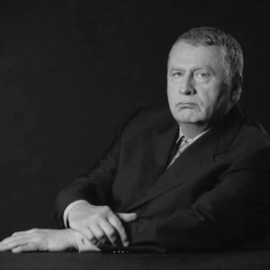 Oskar Kuchera Instagram - Умер Владимир Жириновский.
