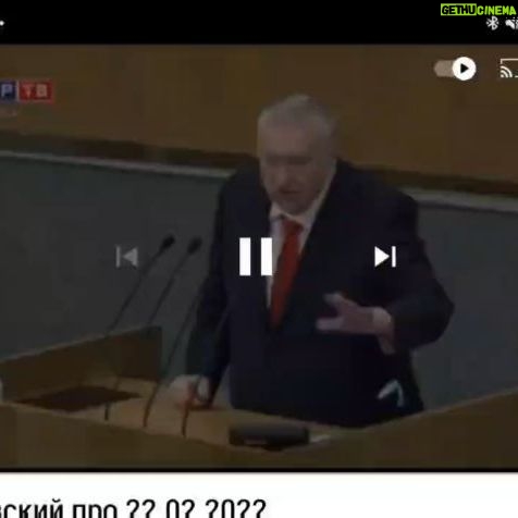 Oskar Kuchera - 10.5K Likes - Это он про что? Я ничего не понимаю.... я не спец в политике, но блин, есть же вещи.....