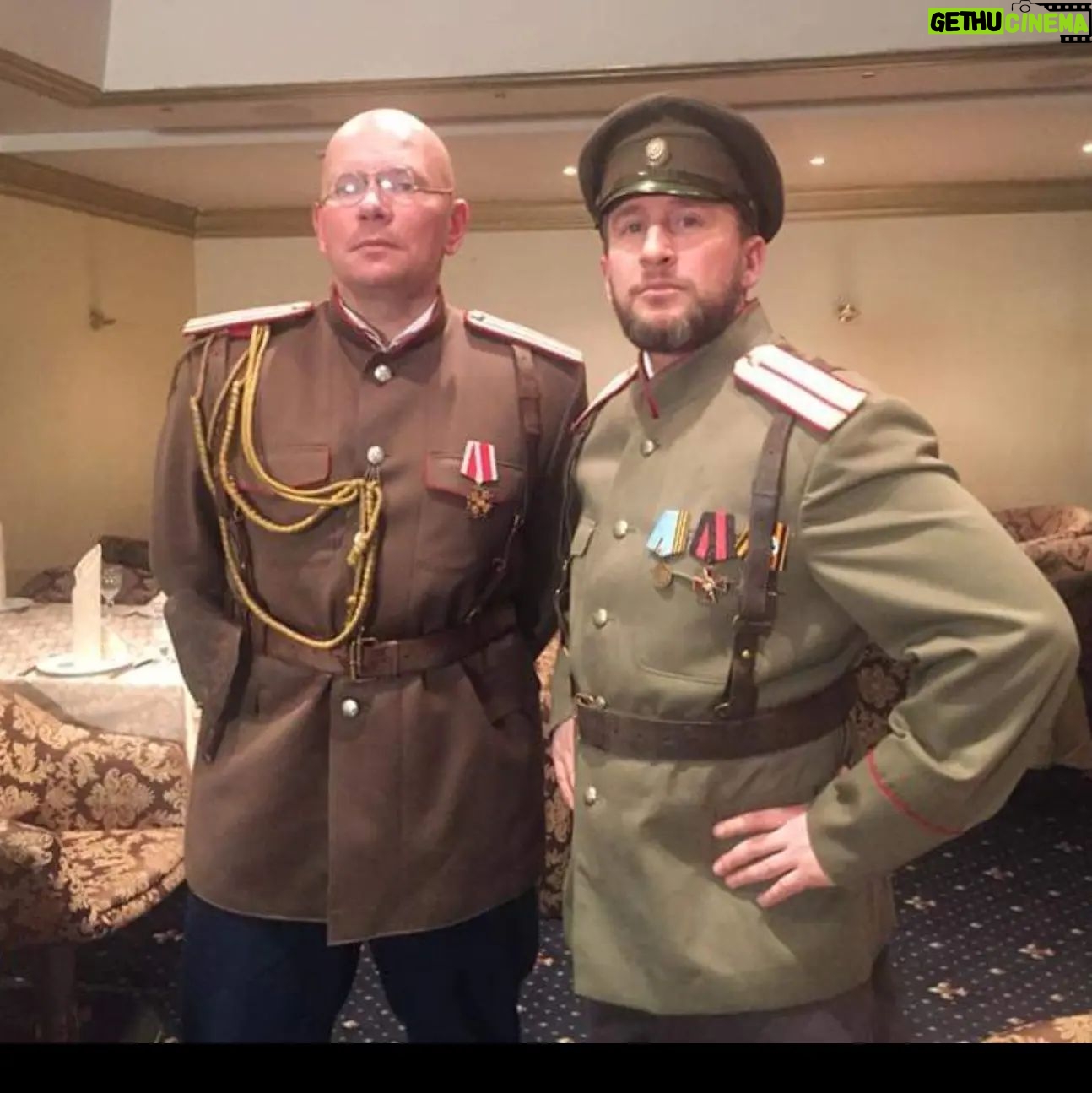 Oskar Kuchera - 3.9K Likes - С днем рождения, мой талантливый друг! В это непростое время, пожалуй, лучшая фотка. С наших съемок. Так и хотелось бы, чтобы война оставалась только в кино! Мира, брат!