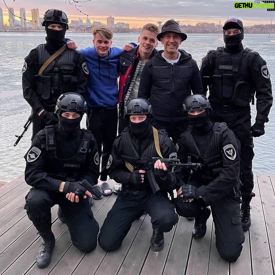 Oskar Kuchera - 3.9K Likes - Отличные ребята из Спецназ шоу сделали праздник нашему сыну!)))
Если вы хотите удивить и может даже слегка напугать именинника, то вам к ним! Очень круто!))) Вот рекомендую!) Воспоминаний и разговоров будет куча)))