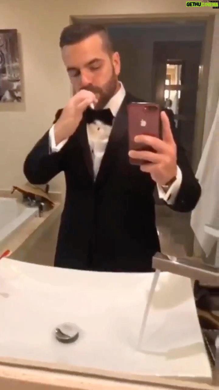 Osvaldo Friger - 437 Likes - Es imposible fracasar si nunca te das por vencido. 🙌🏼 Bendecido de poder hacer todo lo que siempre dijeron que jamás lograría!