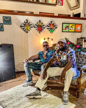 Osvaldo Friger Instagram - Shooting 🎥🍿 #Domirriqueños3 @elmicha 🇵🇷🇨🇺🇩🇴🇺🇸🌎 #Enpeliculao #Musica #caribe #Mofongo #Mangu #CubaLibre @gilbertomenamusic @omar_josue foto by @jennyvelazquezpr @sancochomusic