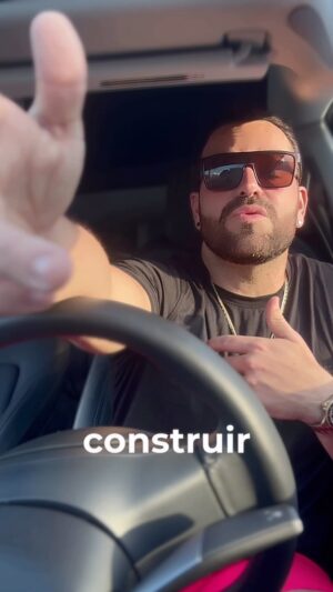Osvaldo Friger Instagram - Cuando hablo de esto, no es de la educación tradicional que conocemos, si no esa educación que pasa fuera de la casa, la investigación, la educación emocional, psicología, empresarial, deportiva etc… ES TU DIOS!