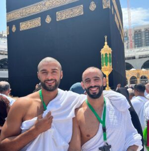 Ottman Azaitar Instagram - 🕋Umrah done ✅ Wishing all of you all the best from the best place of the world ❤️ May Allah protect and bless you 🙏🏽 الحمد_لله