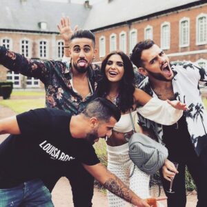 Oussama El Mestari Instagram - Ça c’est une armée de ouf(asile de fou)  @toto_anges_off @nathanya.sonia @benjaminulm