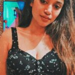 Oviya