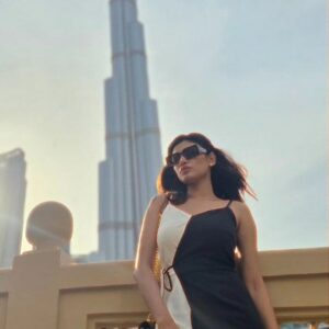 Oviya Instagram - 