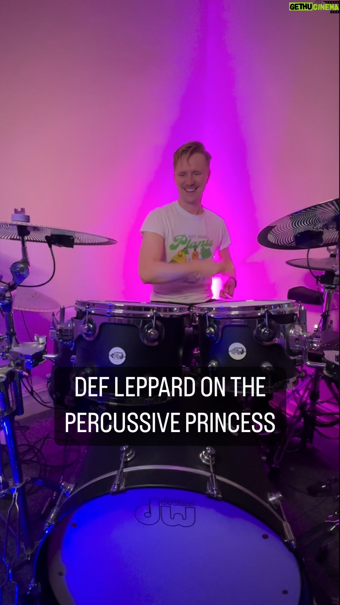 Owain Wyn Evans - 2.8K Likes - Who fancies some 80ās rock? šš¼āāļø It is so good to be back on the Percussive Princess with a bit of @defleppard šø I love the classics, and they donāt get much better than this š„ Happy Saturday dahlings! .
.
.
#coversong #defleppard #saturdaymood
