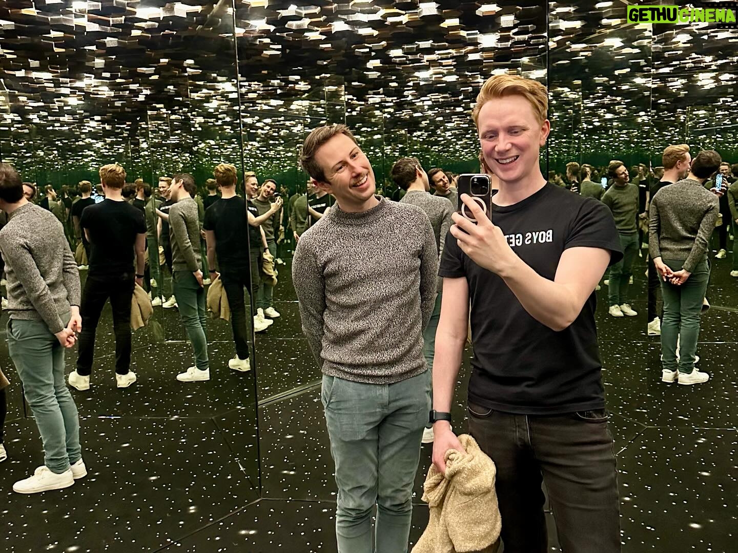 Owain Wyn Evans - 4.1K Likes - Feel very lucky to have had such a gorgeous weekend away with The Dr. in Oslo 🇳🇴 Snow, sunsets, toboggan rides in highly inappropriate footwear and optical illusions. What’s not to love darls?! X