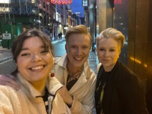 Owain Wyn Evans Instagram - 6 days in London in exceptional company! 🥰
