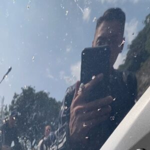 Owen Cheung Instagram - 鐵騎遊就係
希望可以繼續揸住自己心愛既26
遊覽世界各地

原來歐洲揸車係高速到係會有
無窮無盡既蚊撞埋部車到😅

#下一站你地想去邊？
#歐洲鐵騎遊