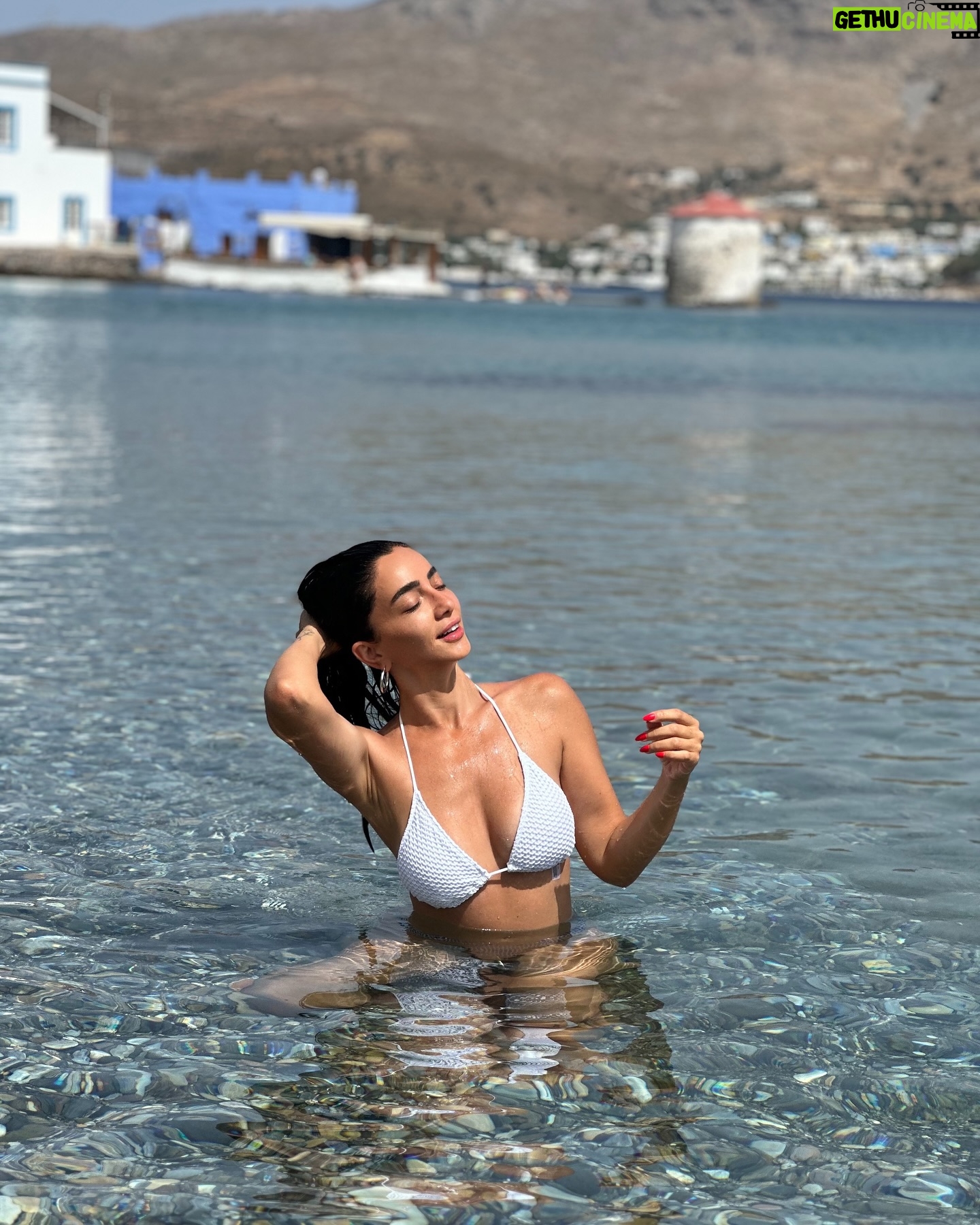 Öykü Gürman - 64.5K Likes - Leros Dump 🧜🏼♀️☀️🌊🏛️ #camarondelaisla
#photodump #lerosisland #leros #greece #flamenco #island 📸 @erdem_buldu @fatihicmeli #lasmanosdecamaron