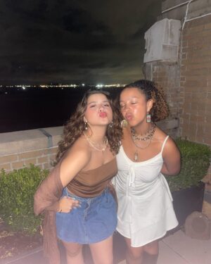 Öykü Güven Instagram - leo queens