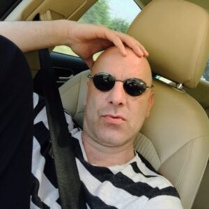 Ozan Güven Instagram - Buton..🛎ikibinonyedi..