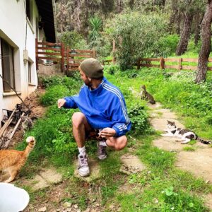 Özgün Çoban Instagram - Yazı getirmeli kışı götürmeli 🪄