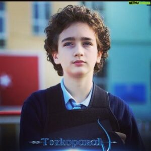 Özgür Ege Nalcı Instagram - Bugün günlerden #tozkoparan 🏹 🧿 Saat 17:30’da @trt1 ekranlarında @tozkoparandizi izleyebilirsiniz. #tozkoparanmete #özgüregenalcı #ozguregenalci